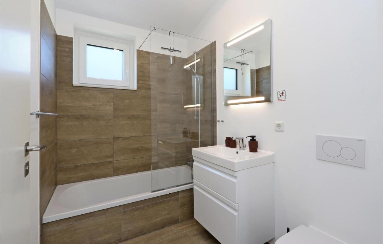 3 Bedroom Stunning Home In Lembruch-Duemmer See מראה חיצוני תמונה